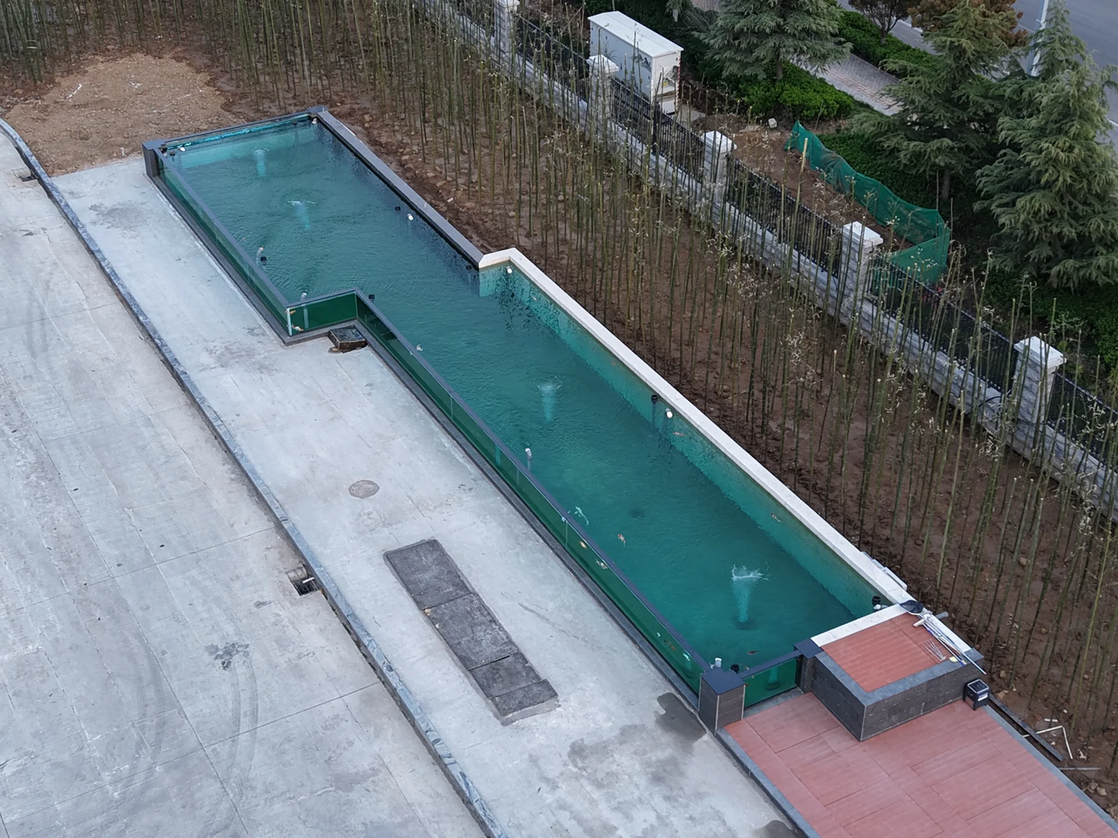 济宁 · 600吨玻璃锦鲤池 · 原站项目资料